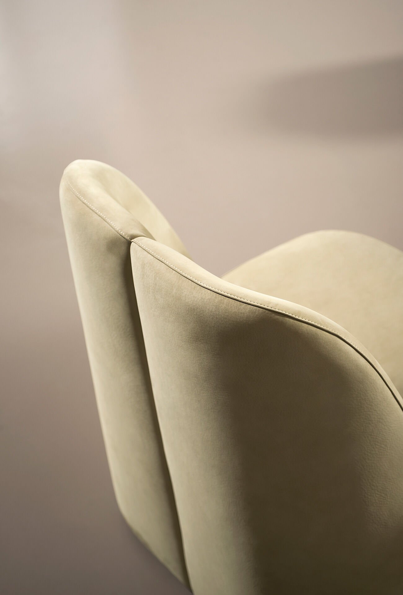 Cozy Beige Curved Back Accent Chair Plush Upholstered Modern Lounge Seat