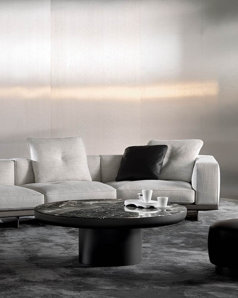 Minimalist Green Marble Round Coffee Table Metal Pedestal